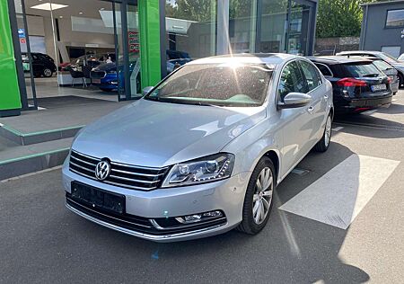 VW Passat Volkswagen Highline BlueTDI Vollausstattung