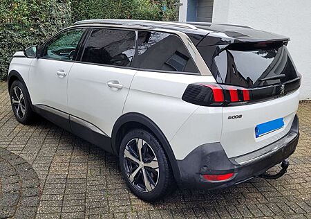 Peugeot 5008 THP 165 EAT6 Allure + AHK +Drive-Assist-Paket