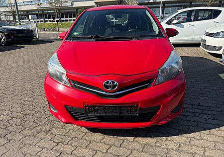 Toyota Yaris Life 1.4 D-4D.