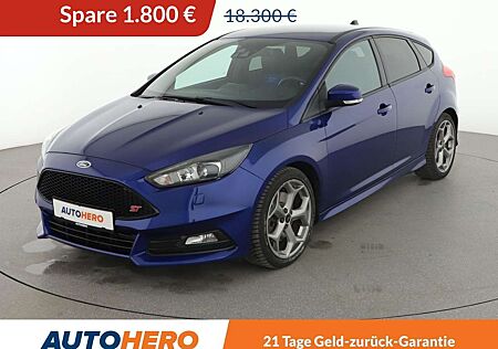 Ford Focus 2.0 EcoBoost ST*NAVI*XENON*TEMPO*PDC*SHZ*