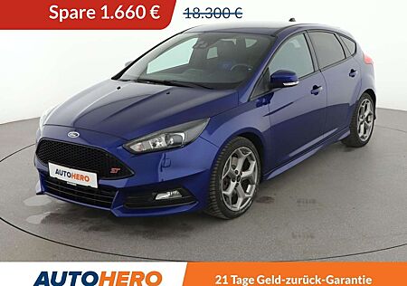 Ford Focus 2.0 EcoBoost ST*NAVI*XENON*TEMPO*PDC*SHZ*