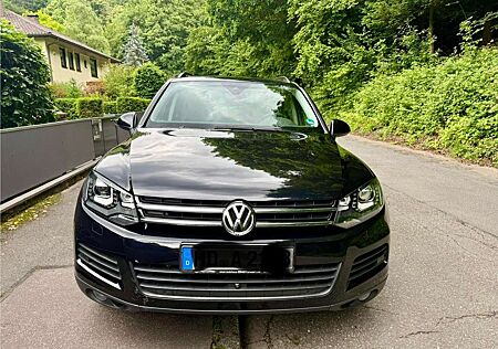 VW Touareg Volkswagen Diesel 3.0 V6 TDI Automatik