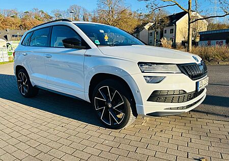 Skoda Karoq 2.0 TSI 4x4 DSG Sportline Panorama Standheizung