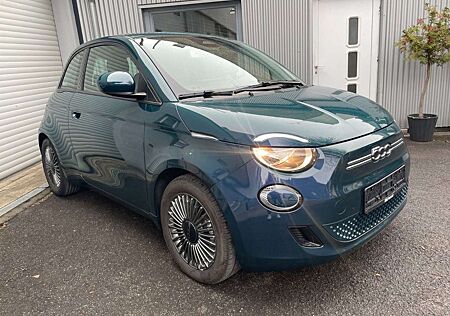 Fiat 500E Icon 87 KW Navi Kamera DAB Alu Tempomat LED