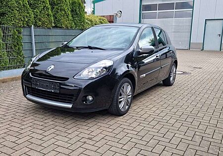 Renault Clio III Night and Day 20TH Pano-Dach Xenon