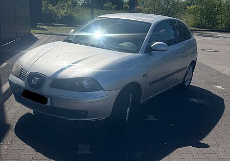 Seat Ibiza 1.6Automatik 6L PREIS VB