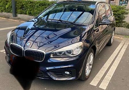 BMW 225 xe Advantage
