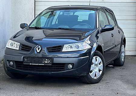 Renault Megane II Lim. 5-trg. Avantage*KLIMA*2.HAND*TÜV