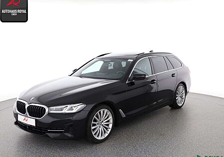 BMW 520 d T xDrive KAMERA,AMBIENTE,PANORAMA,HIFI,AHK