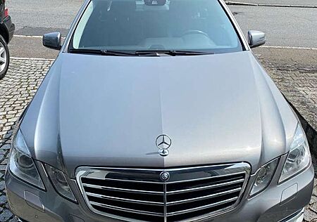 Mercedes-Benz E 300 CDI DPF BlueEFFICIENCY 7G-TRONIC Avantgarde