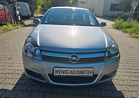 Opel Astra H Lim. Basis
