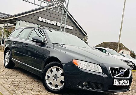 Volvo V70 Kombi Momentum AWD *AHK*STANDHEIZUNG*