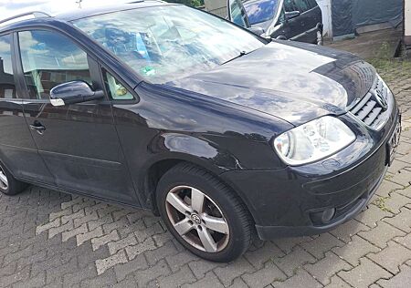 VW Touran Volkswagen 2.0 FSI Trendline. 7 sitze