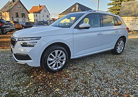 Skoda Kamiq Style beh.Lenkrad / Anhängerkupplung