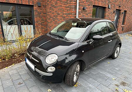 Fiat 500 1.2 Lounge mit Panoramadach