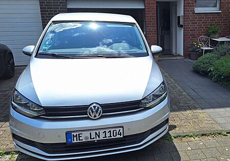 VW Touran Volkswagen 1.2 TSI (BlueMotion Technology) Trendline