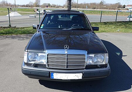 Mercedes-Benz 260 sport-line