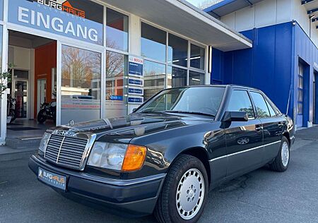 Mercedes-Benz E 200 SSD/SCHECKHEFT/H-ZUL./AHK./Bestzustand