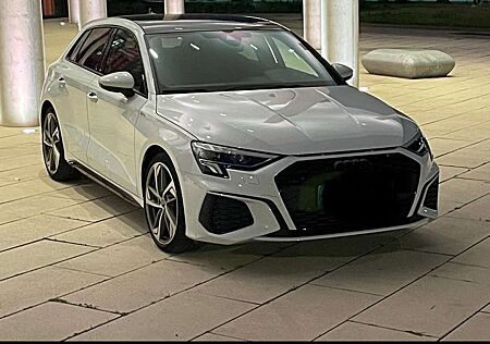 Audi A3 35 TFSI S line