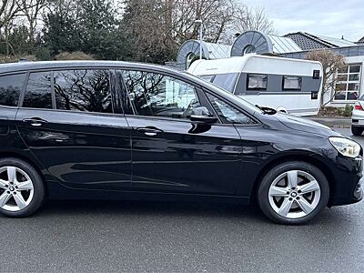 BMW 218 d Gran Tour X-Drive Aut-1.HD-NAVI-KAM-AHK-17 Z-LED