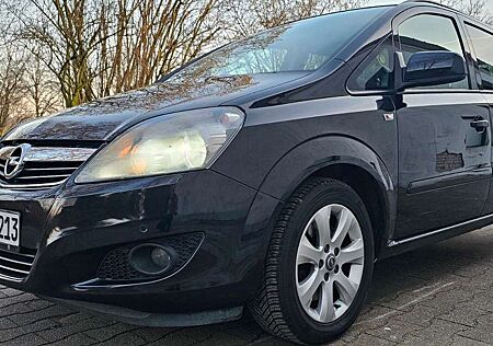 Opel Zafira 1.6 Turbo CNG Family Navi Kamera DAB
