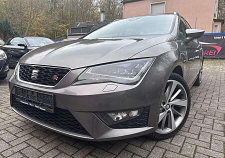 Seat Leon ST FR*DSG/R-K/Navi/Pano/SHZ/MFL/LM/Tüv Neu*