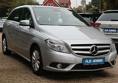 Mercedes-Benz B 180 *DCT/PANO/NAVI/TEMPO/PDC/XENON*