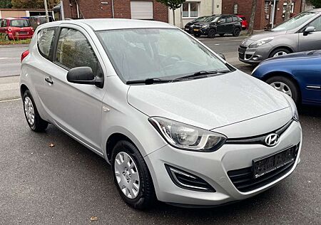 Hyundai i20 1.2 16V 85 PS * KLIMA