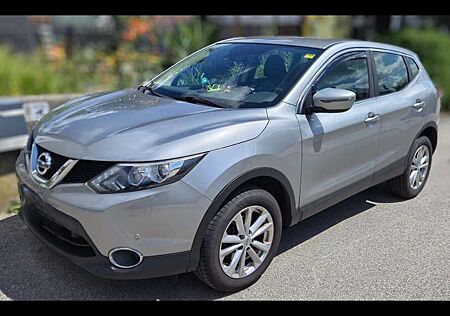 Nissan Qashqai 1.2 DIG-T ACENTA