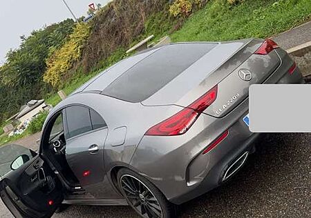Mercedes-Benz CLA 220 Full options
