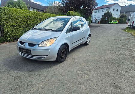 Mitsubishi Colt CZ3 Lim. 3-trg. 1.3 REMIX-Tüv 12/26!
