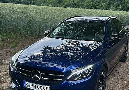 Mercedes-Benz C 220 d 4Matic T 9G-TRONIC