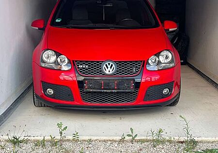 VW Golf GTI Volkswagen 2.0