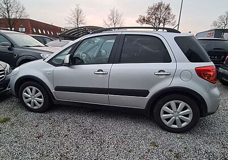 Suzuki SX4 1.6 VVT 2WD Comfort Streetline City