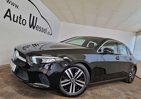 Mercedes-Benz A 220 d Progressive LED ACC AHK Kamera Keyless