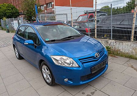 Toyota Auris Executive