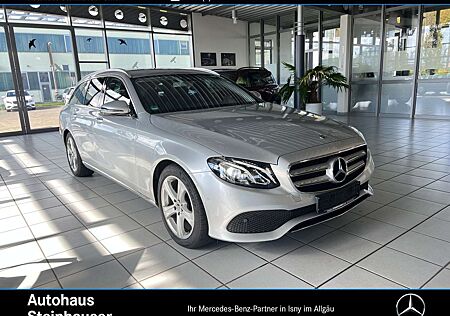 Mercedes-Benz E 220 d T AVANTGARDE/Navi/AHK/LED/Kamera