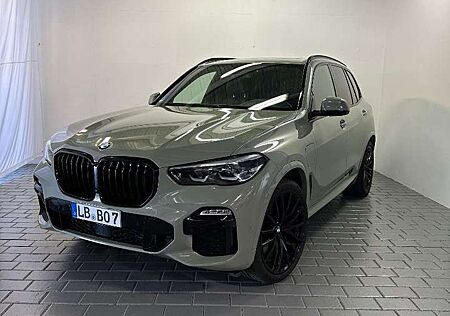 BMW X5 xDr45e M Sport B&W ACC LiveProf Massage Sky