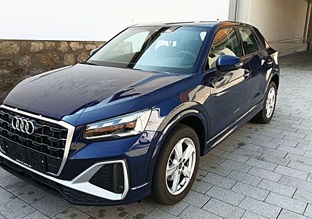 Audi Q2 35 TFSI S line Matrix Keyless Virtu ACC Kamera Nav