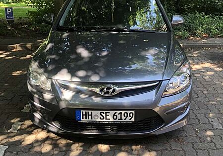 Hyundai i30 i30cw 1.4 FIFA WM Edition