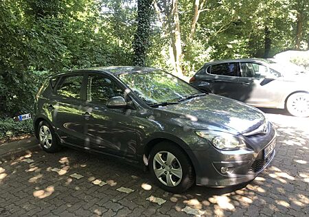 Hyundai i30 i30cw 1.4 FIFA WM Edition