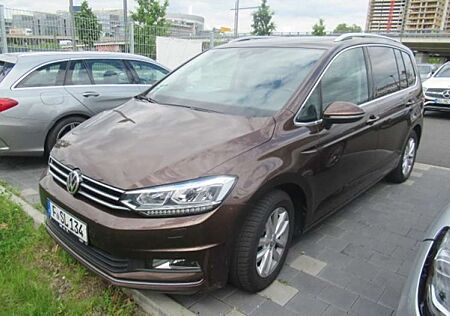VW Touran Volkswagen Highline BMT/Start-Stopp/ 1 Jahr Garantie/ Kame...