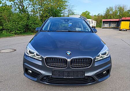 BMW 225 xe Advantage * Head Up *Service neu * Top