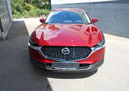 Mazda CX-30 1. Hand