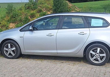 Opel Astra 1.7 CDTI DPF Sports Tourer Edition