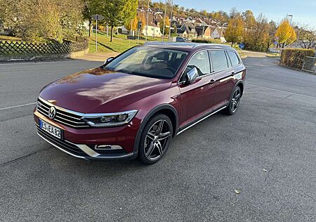 VW Passat Alltrack Volkswagen 2.0 TDI SCR 4Motion DSG (BMT) BiTurbo 240 PS