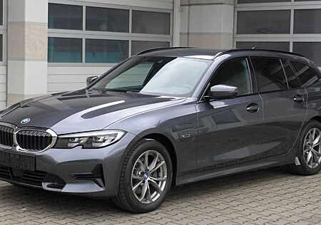 BMW 320 eTouring Sport Line/360°Kamera/ACC/HiFi/+++