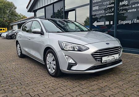 Ford Focus Cool & Connect AUT - PANO - ASSISTS