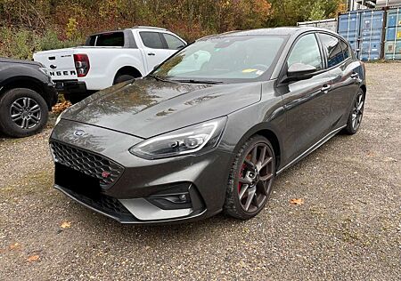 Ford Focus Lim ST B&O KEYLESS LED KAMERA IVDC CARPLAY