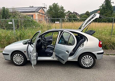 Renault Megane 1.6